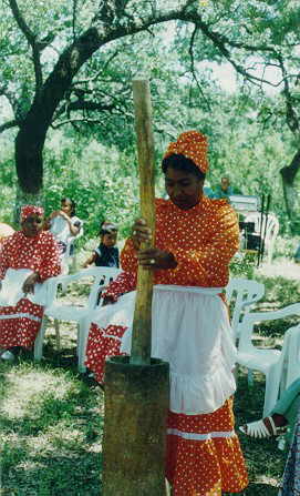 Mujer
Mascogo de Muzquiz